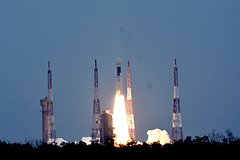 Индийский космический корабль доставили на космодром для запуска к Луне
