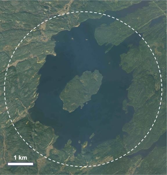 Как канадский астронавт исследовал кратер на Земле