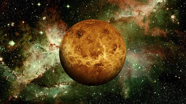 Найдена необычно «легкая» экзопланета