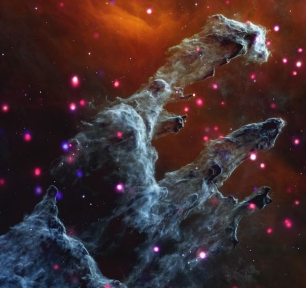 Новые снимки Джеймса Уэбба показали невиданные красоты Вселенной