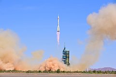 Китай осуществил запуск «Шэньчжоу-16»