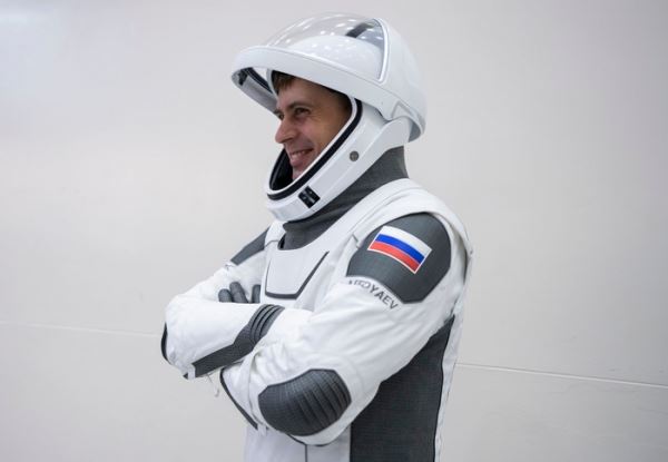 Второй российский космонавт полетел в космос на американском корабле Crew Dragon компании SpaceX Илона Маска (Видео)